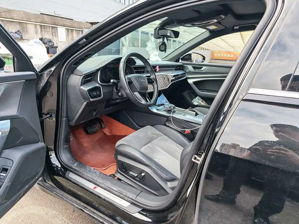 Audi A6 2024