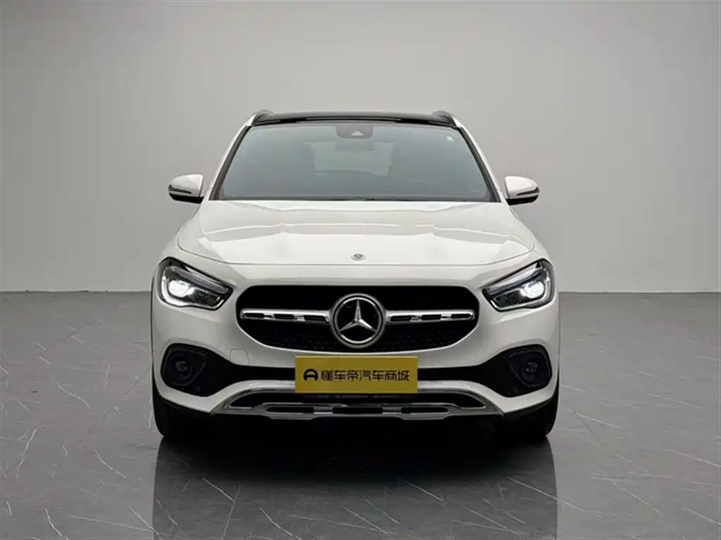 Mercedes-Benz GLA 2024