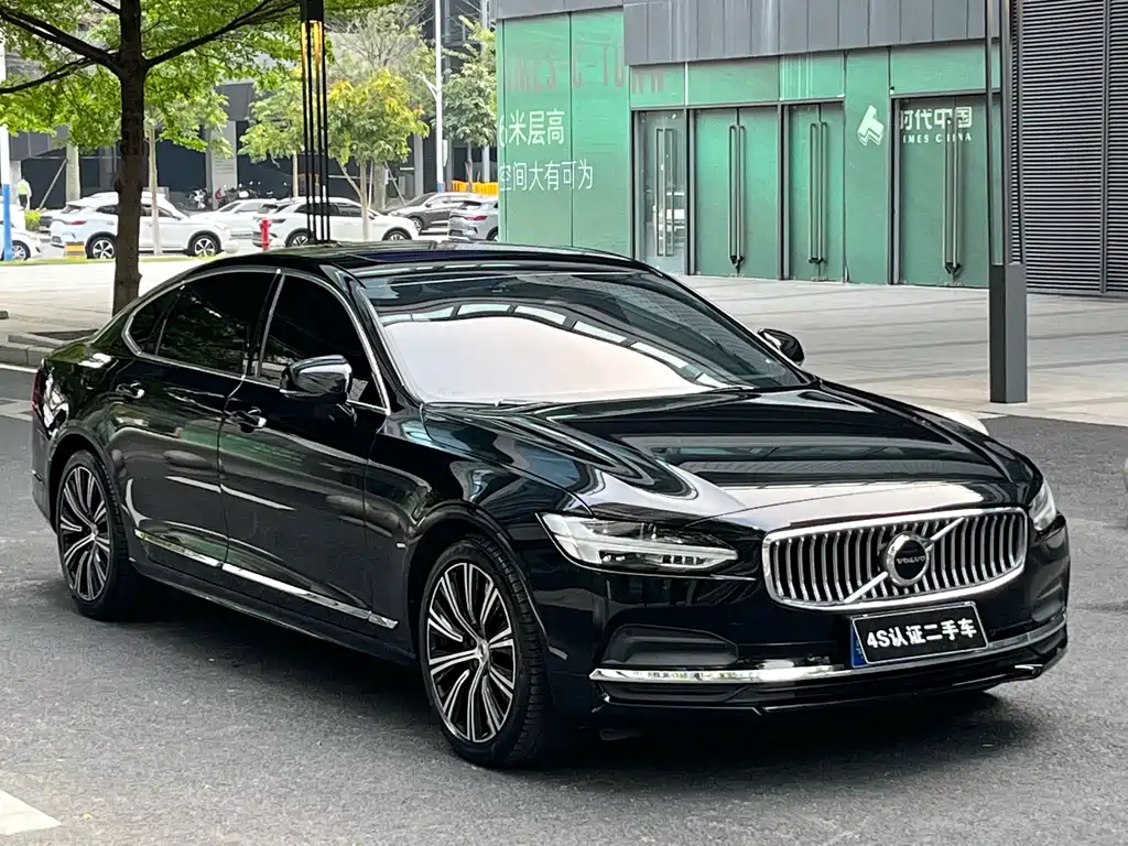 Volvo S90 2022