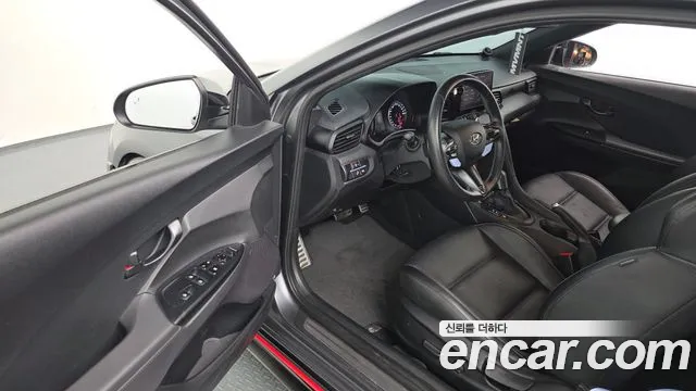 Hyundai Veloster 2022