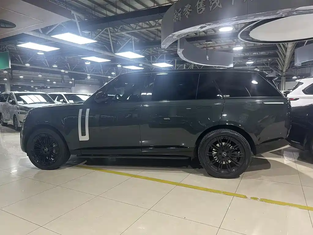 Land Rover Range Rover 2024