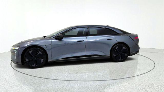 Lucid Air 2025