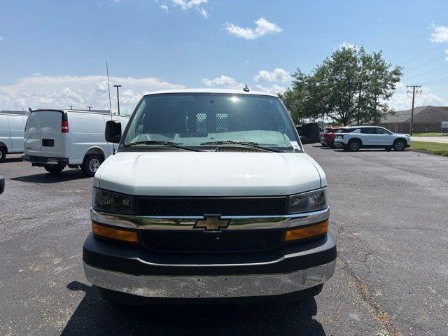 Chevrolet Express 2025