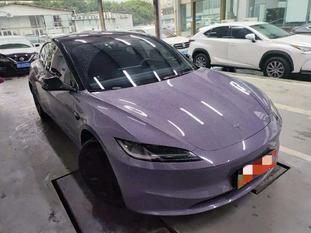 Tesla Model 3 2023