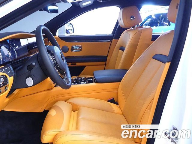 Rolls-Royce Ghost 2023