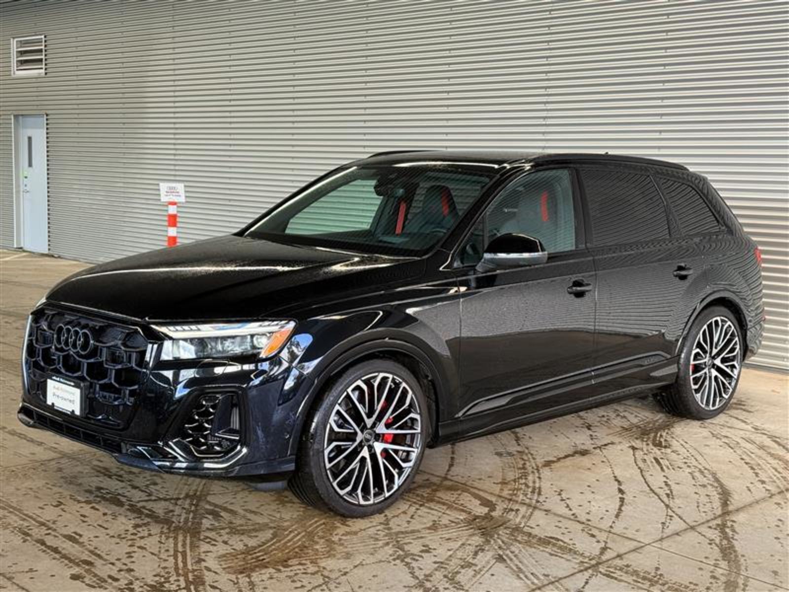 Audi SQ7 2025