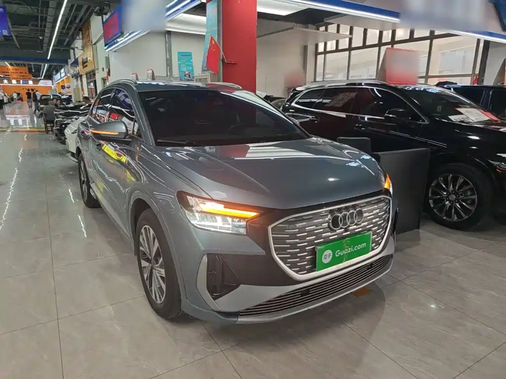 Audi Q4 e-tron 2023