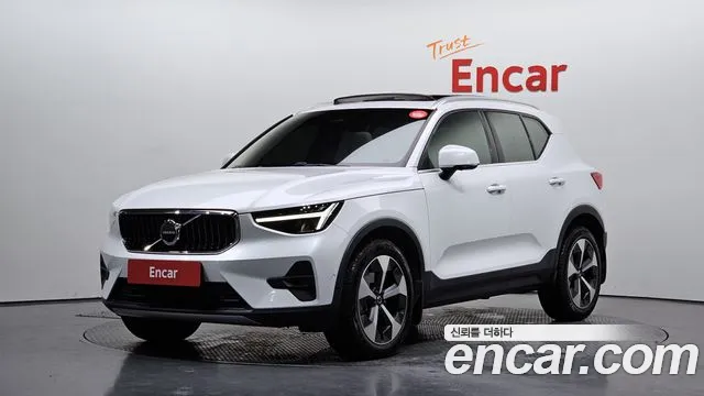 Volvo XC40 2022