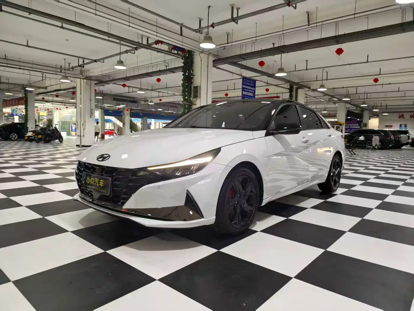 Hyundai Elantra 2023