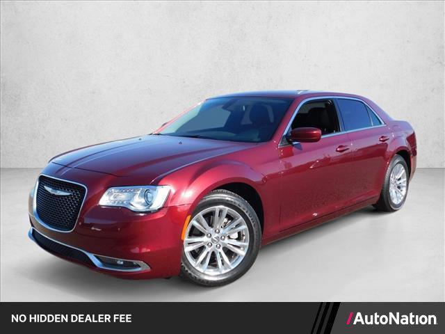 Chrysler 300 2021