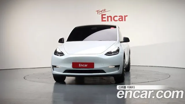 Tesla Model Y 2021