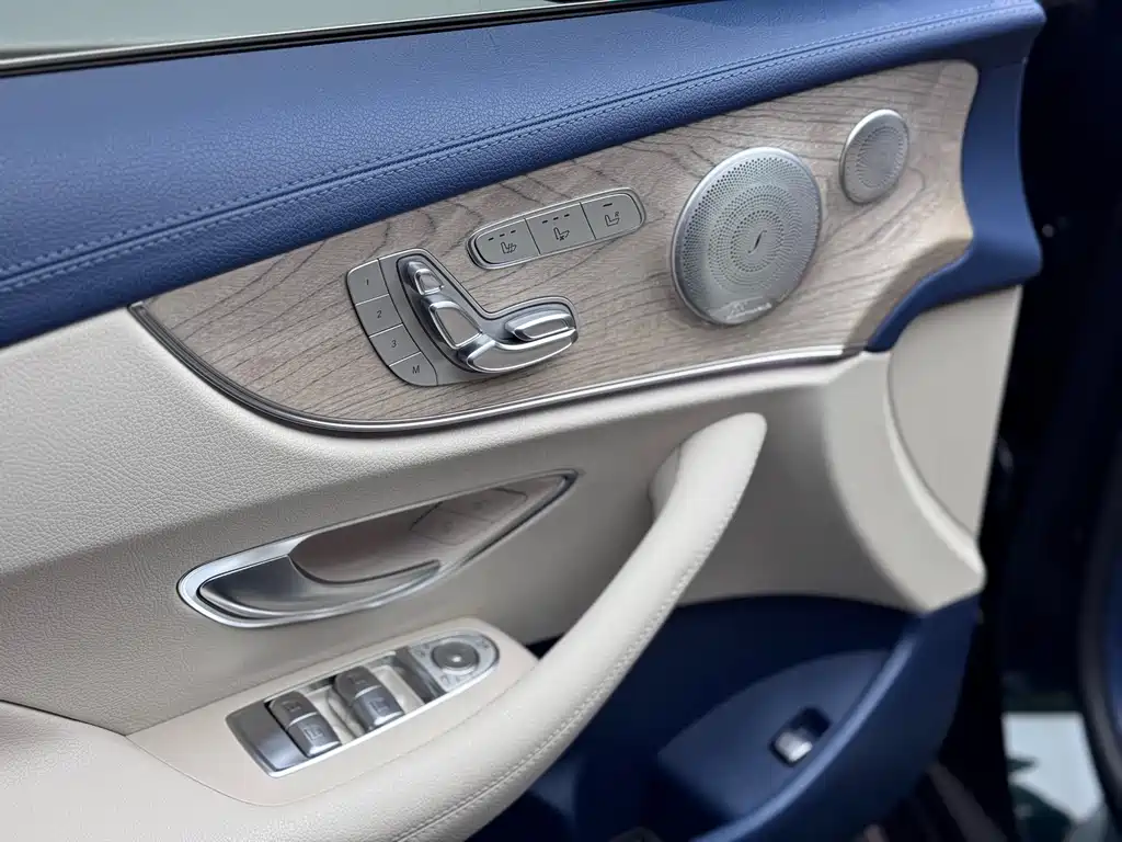 Mercedes-Benz E-Класс 2022