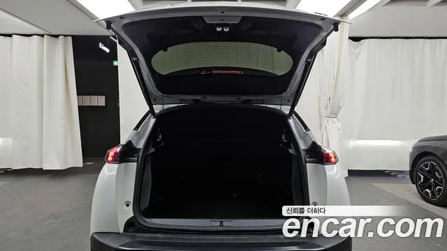 Peugeot 2008 2021