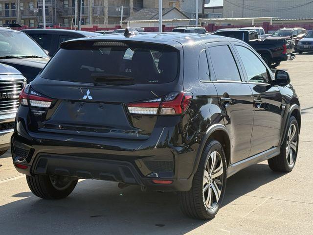 Mitsubishi Outlander Sport 2024