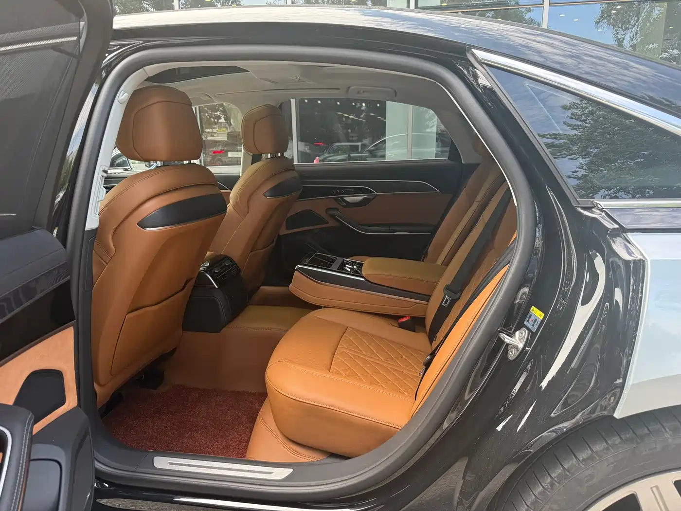 Audi A8 2025