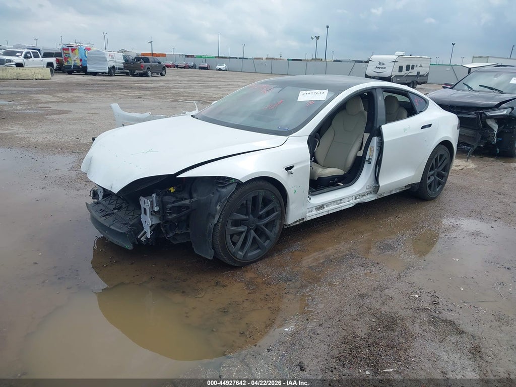 Tesla Model S 2022