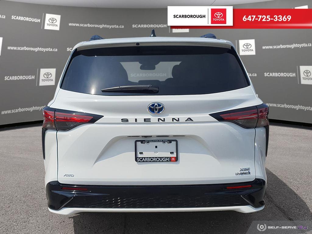 Toyota Sienna 2024