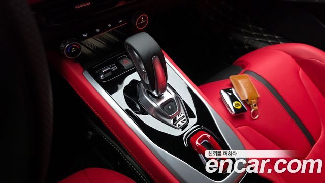 Lotus Emira 2025