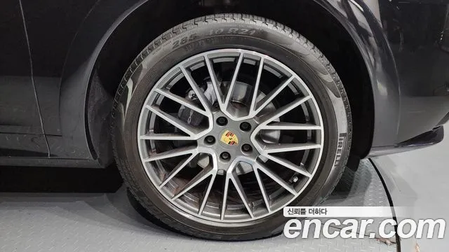 Porsche Cayenne 2020