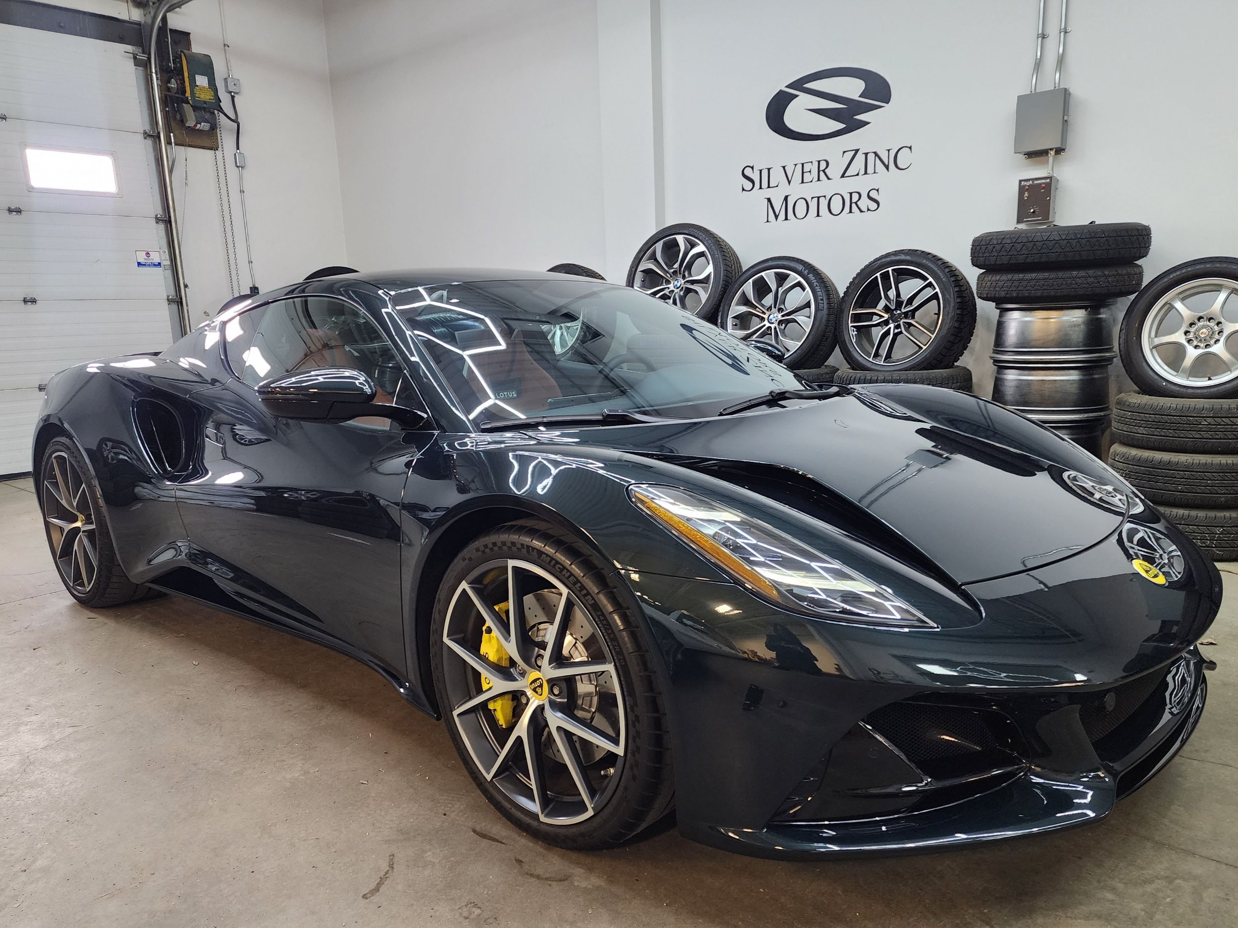 Lotus Emira 2024