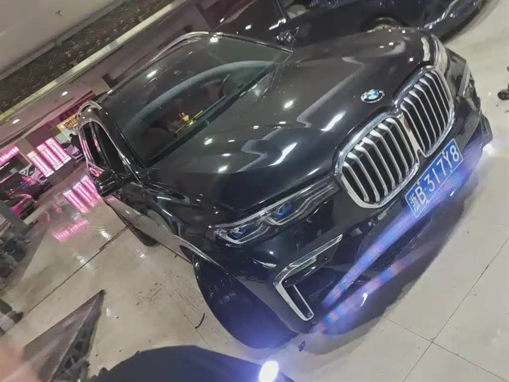 BMW X7 2021