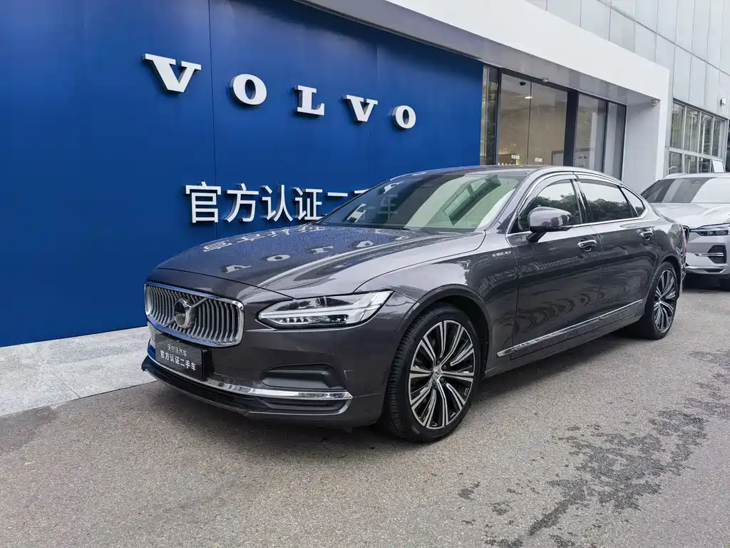 Volvo S90 2023