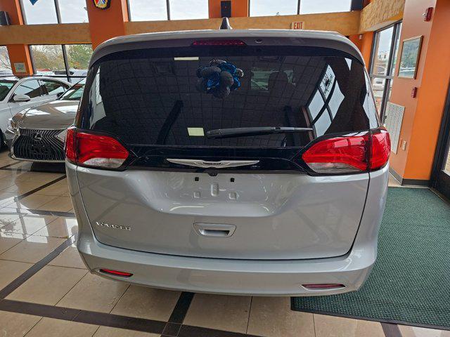 Chrysler Voyager 2022