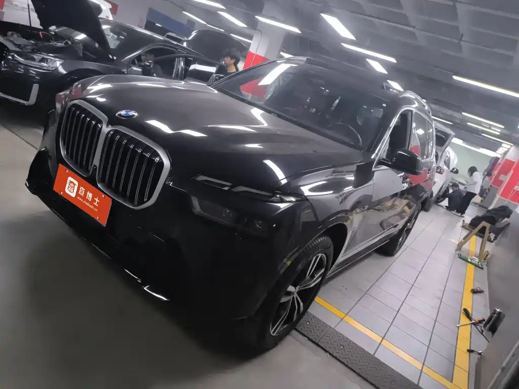BMW X7 2023
