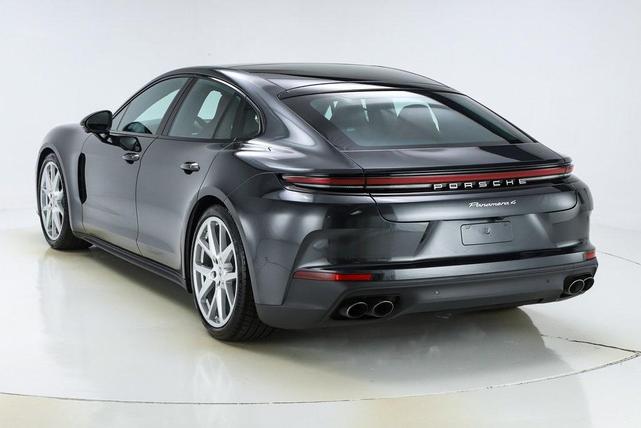 Porsche Panamera 2024