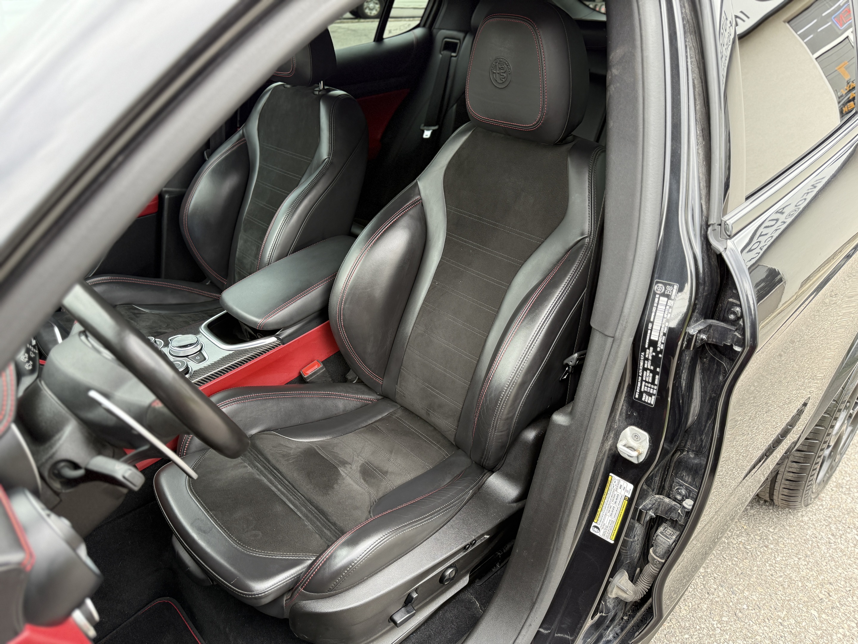 Alfa Romeo Stelvio 2021