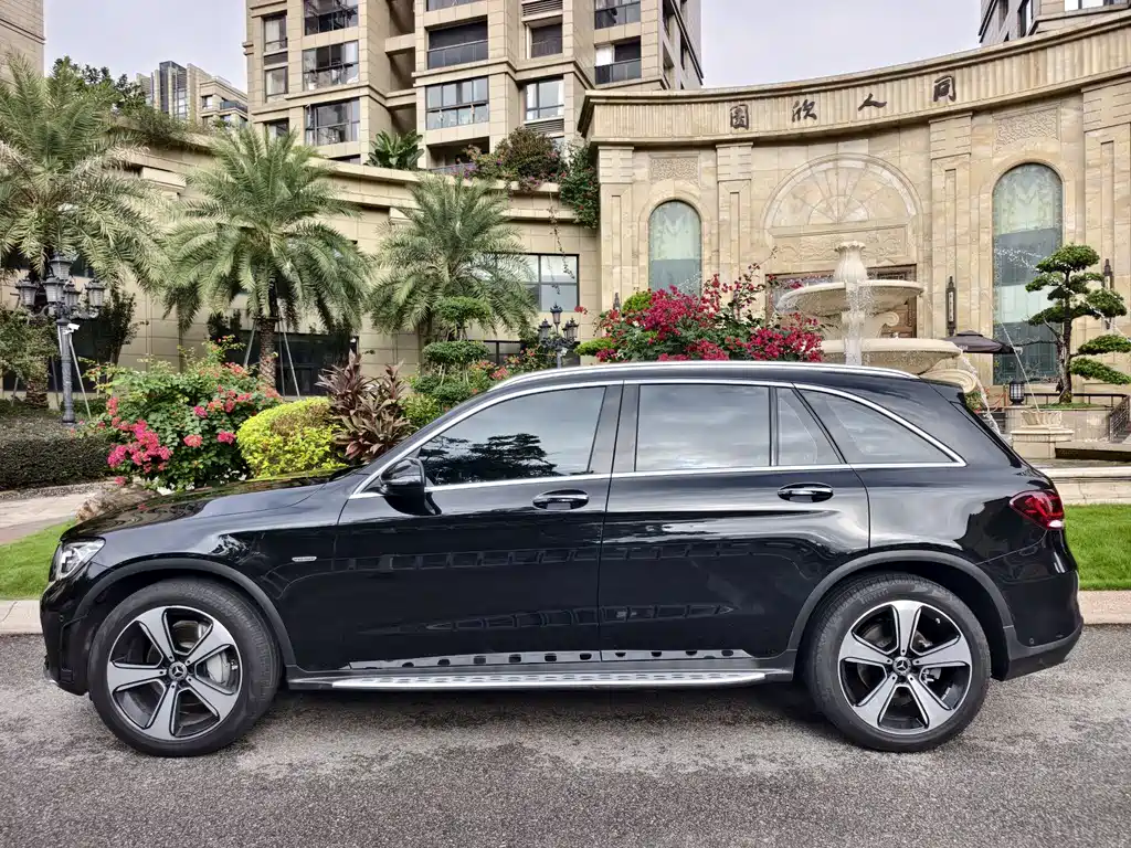 Mercedes-Benz GLC 2022