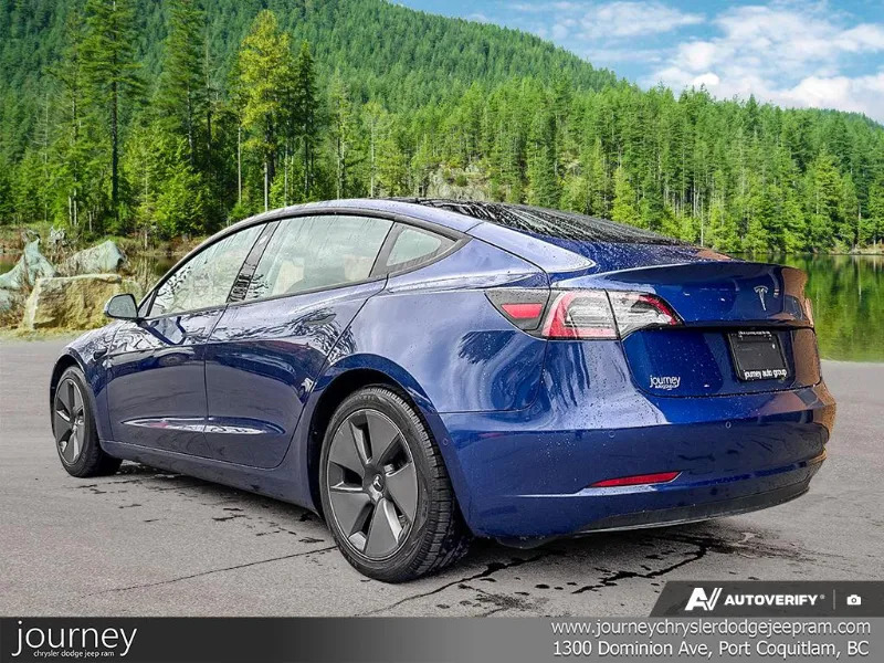 Tesla Model 3 2021