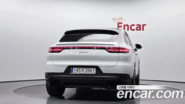 Porsche Cayenne 2022