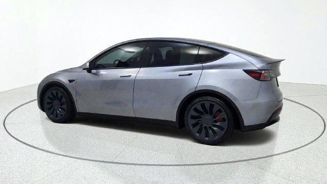 Tesla Model Y 2024