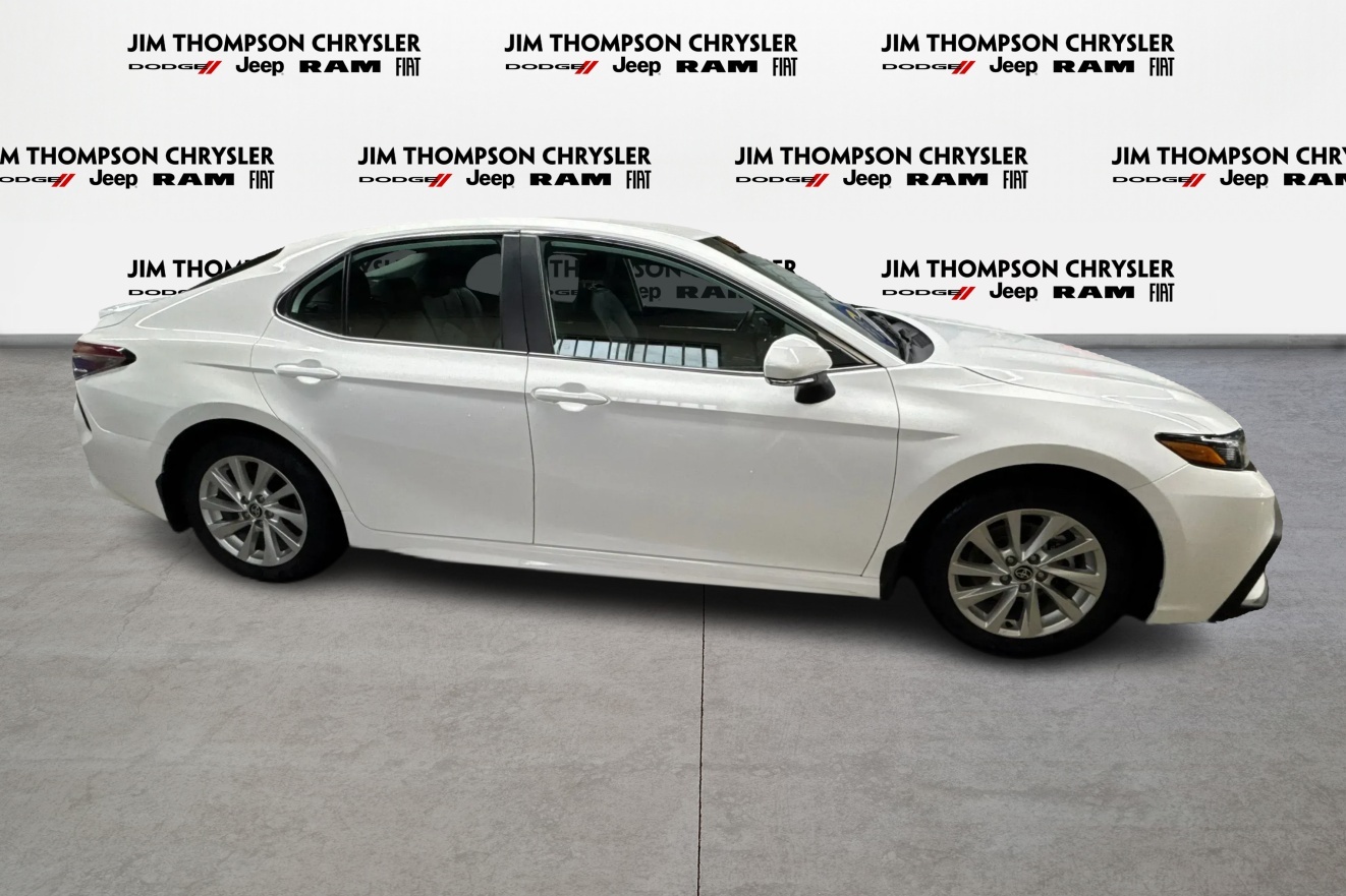 Toyota Camry 2024
