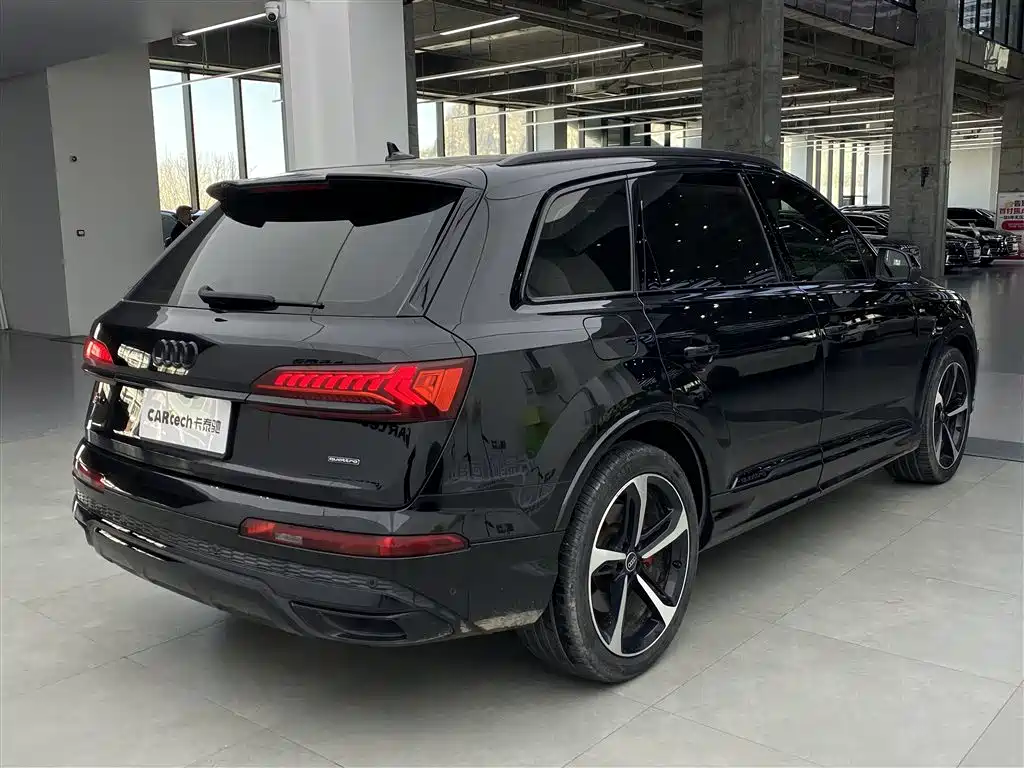 Audi Q7 2022