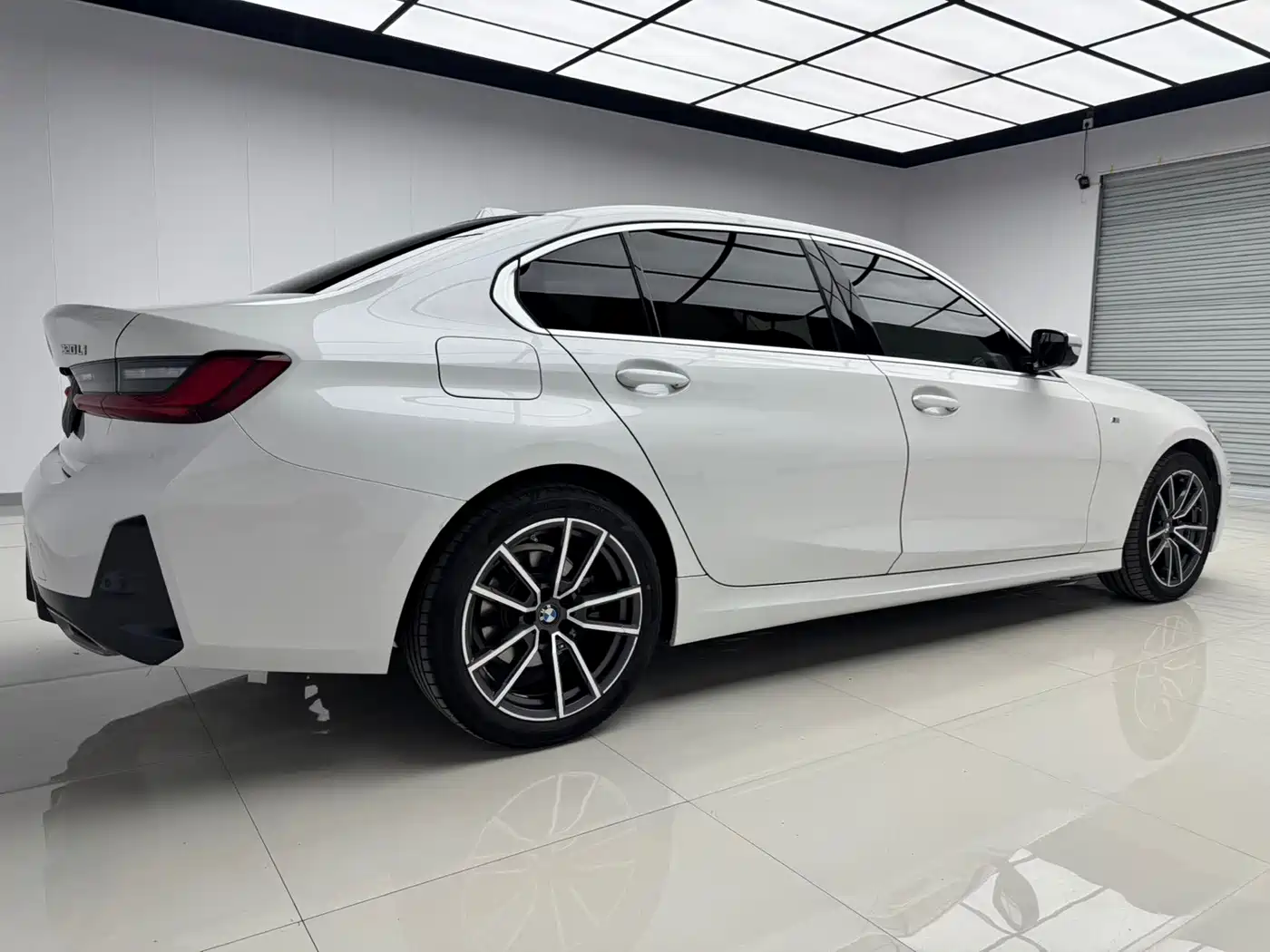 BMW 3 серии 2023