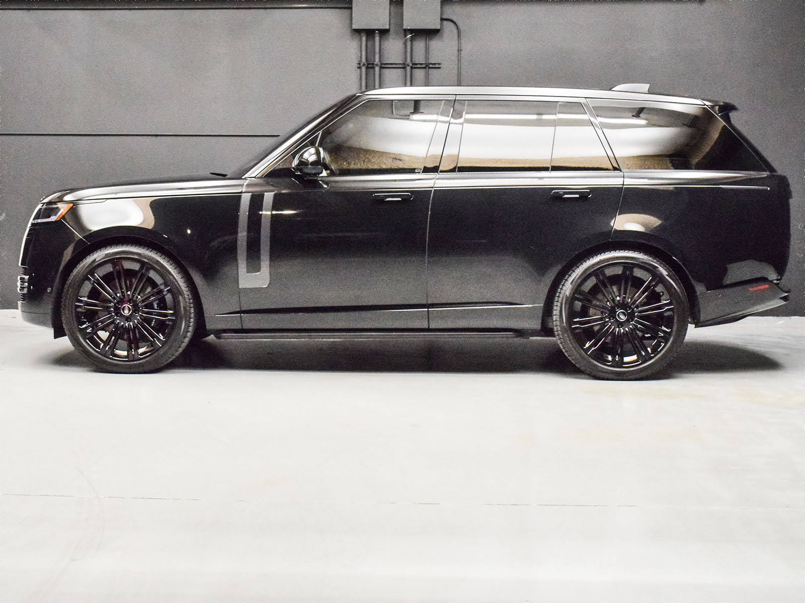 Land Rover Range Rover 2023