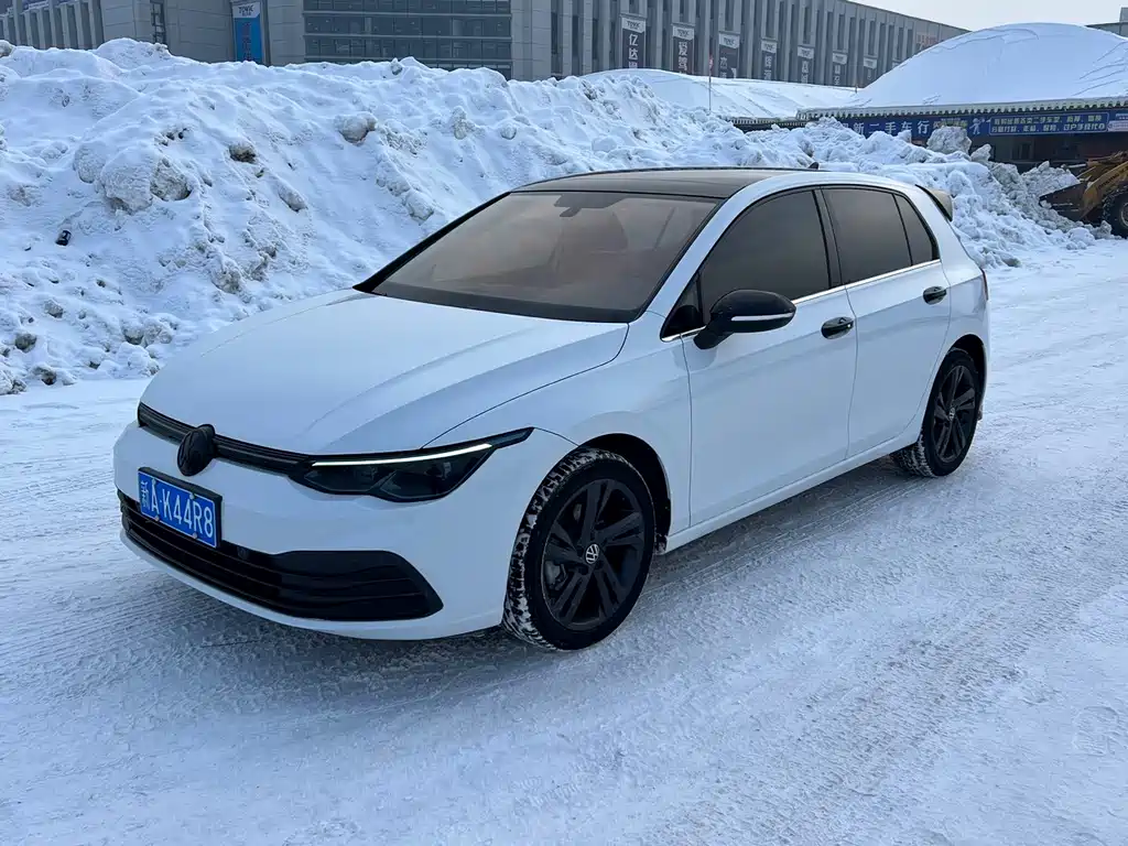 Volkswagen Golf 2021