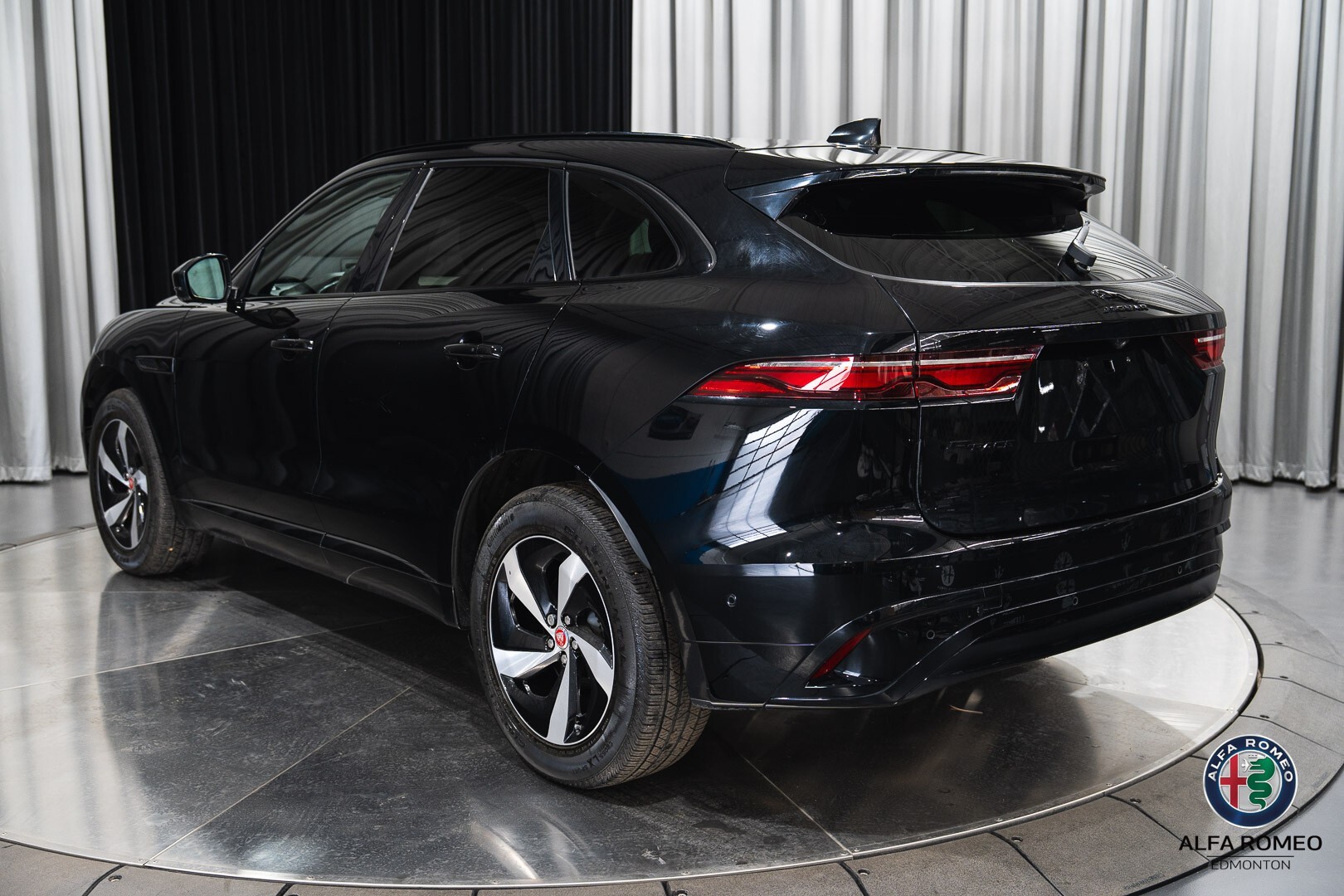 Jaguar F-Pace 2021
