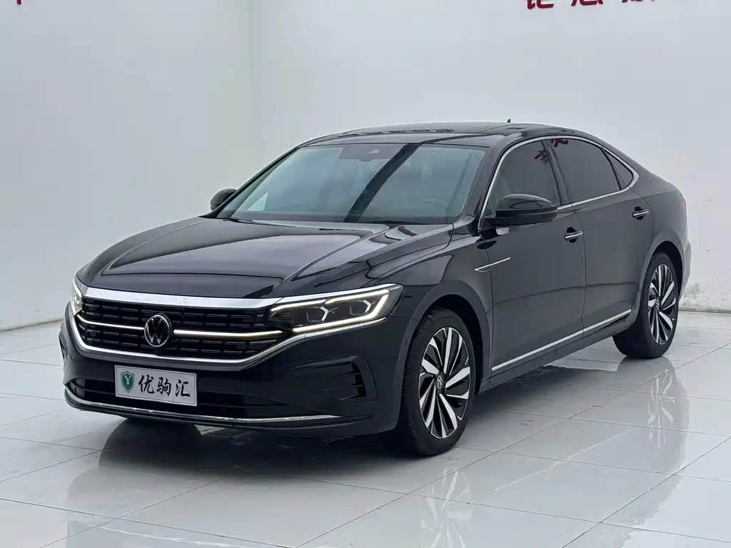 Volkswagen Passat 2024