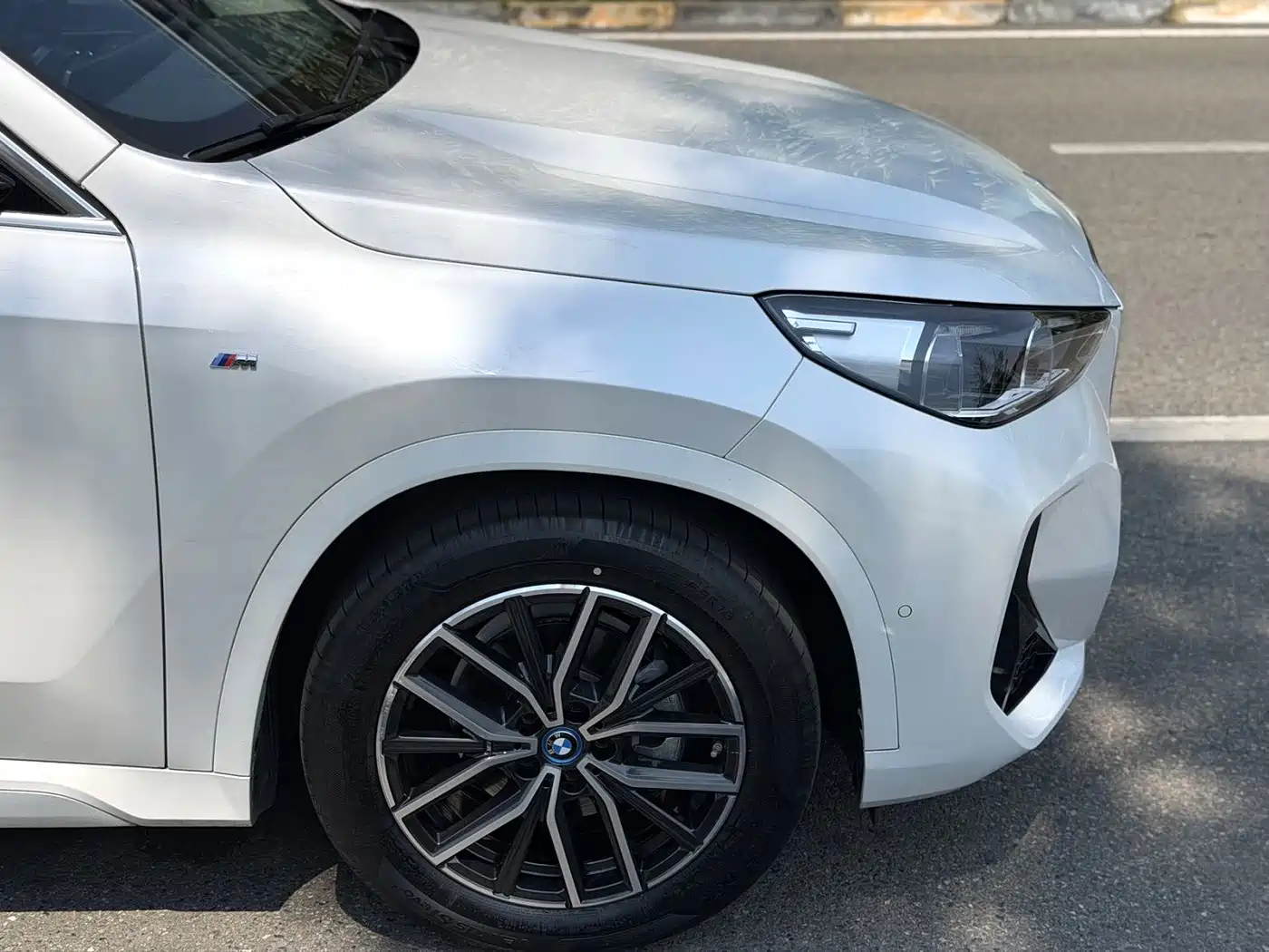 BMW iX1 2024