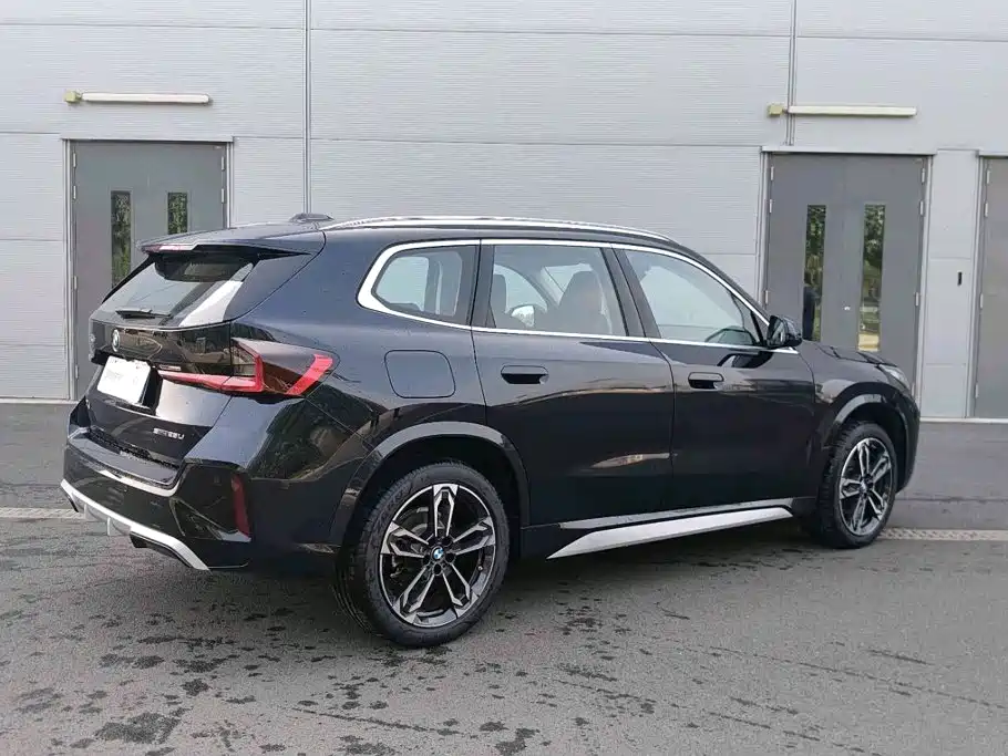 BMW X1 2025