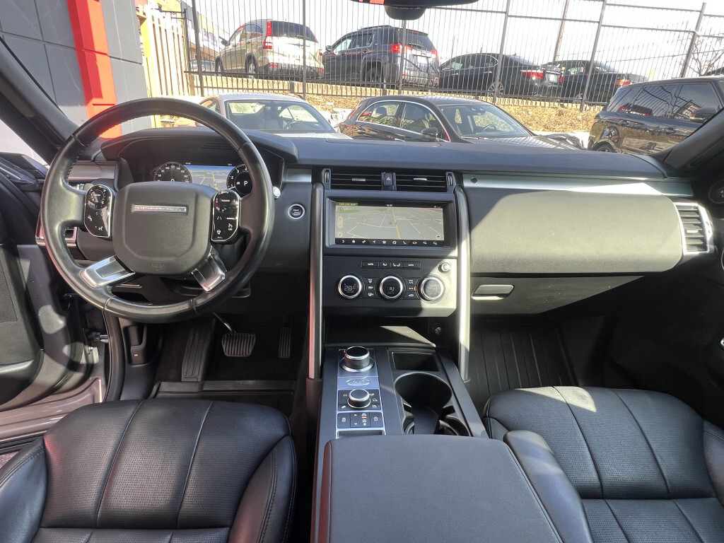 Land Rover Discovery 2020