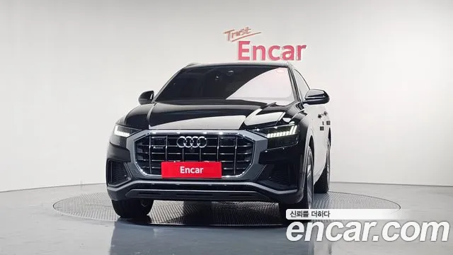 Audi Q8 2020