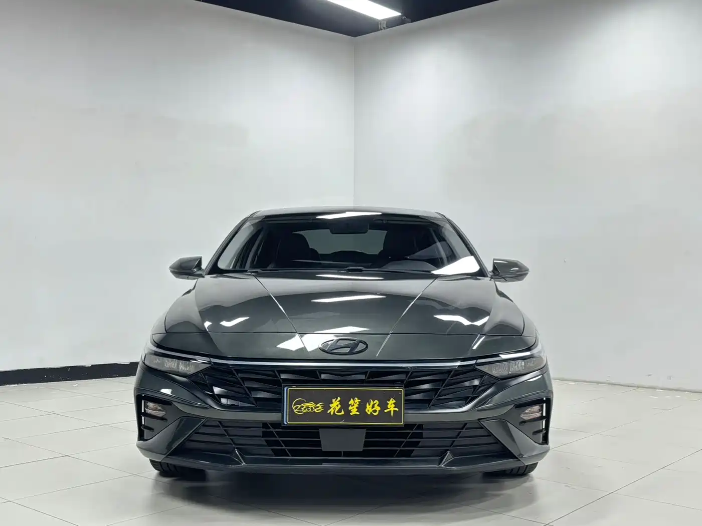 Hyundai Elantra 2023
