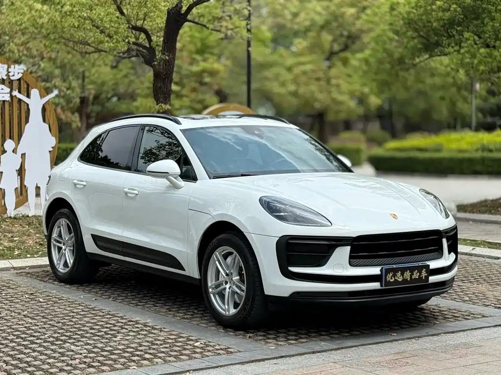 Porsche Macan 2024