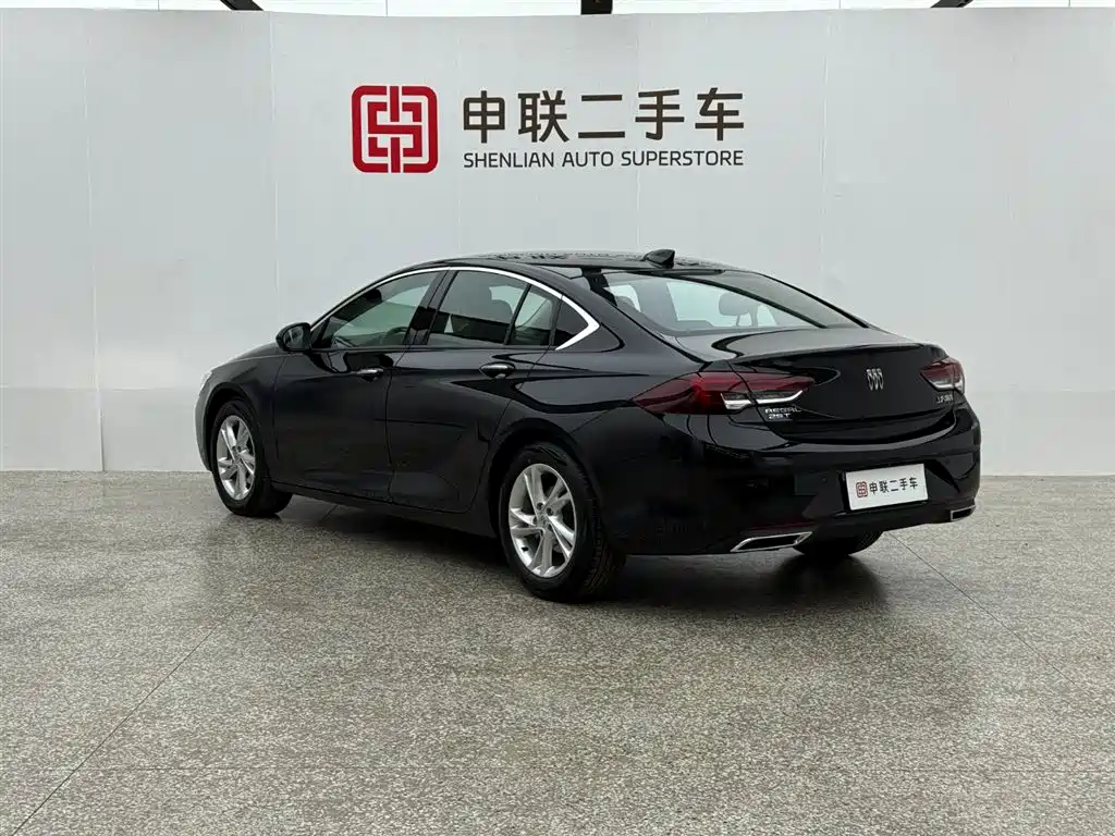 Buick Regal 2025
