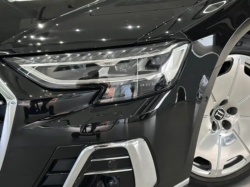 Audi A8 2022