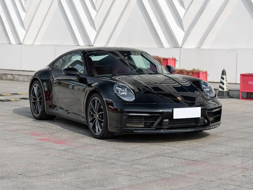 Porsche 911 2021